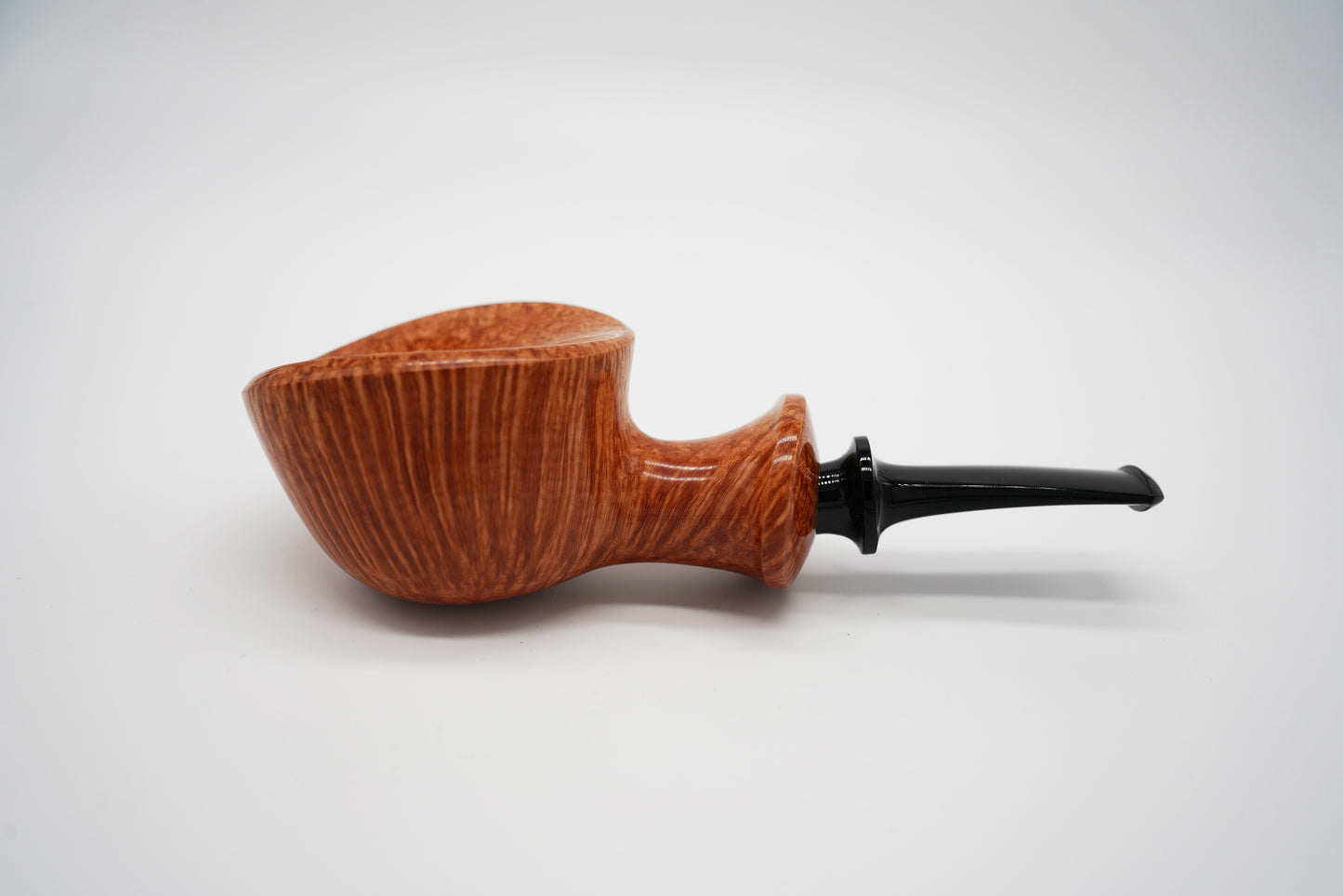 Yang Kun Smooth Pipe (Signature) 2261